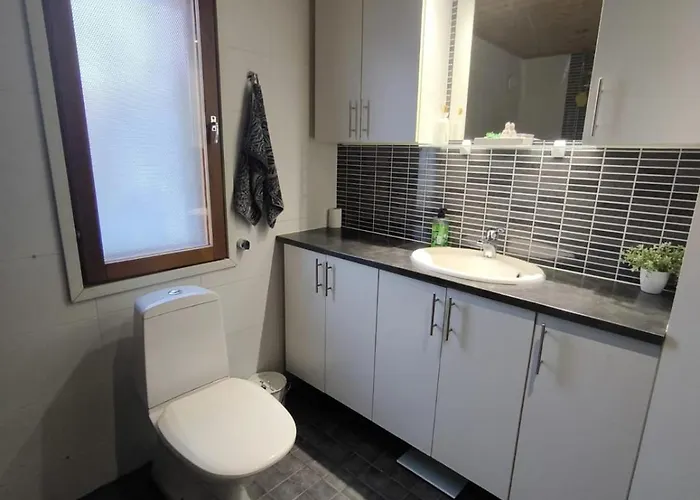 Borealis House 2 * רובניימי